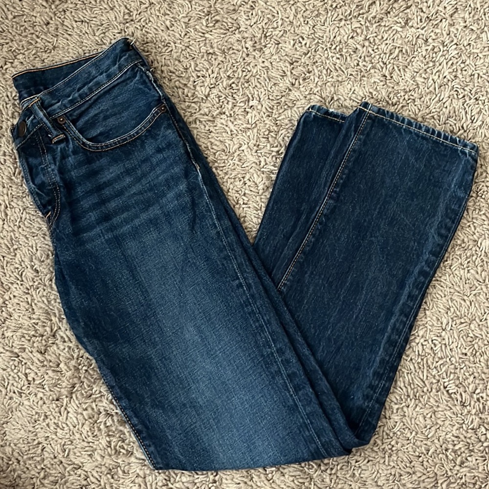 ABERCROMBIE & FITCH men’s dark-wash jeans